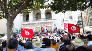 manifestazione a Tunisi