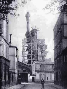 1885. La Statua della Libertà arriva a NYC, dalla Francia