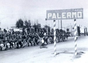 foto-2-palermo-1943-ph-robert-capa