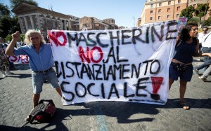 Negazionisti: raduno a Roma, "Siamo il popolo"