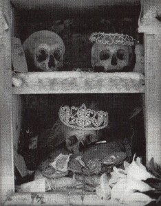 Ipogeo di Santa Maria del Purgatorio ad Arco, Lucia e i gemelli (ph. Umberto Romito)