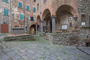 Montecatini, all’interno del castello il Palazzo Pretorio (XIII° Secolo)