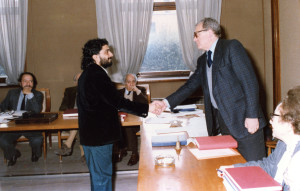 Roma 1989. Seduta di laurea di Antonello Ricci. A sinistra Luigi M. Lombardi Satriani, a destra Diego Carpitella.