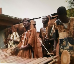 Kohomba Traore troup (@Sabari Christian Dao)