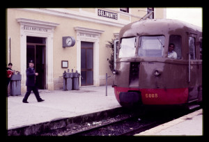 C. Vetrano-Ribera, Stazione di Selinunte, maggio 1985 (ph. Antonino Giglio)