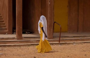Niamey, Niger, giovane donna, 2019 (Francesco Bellina)