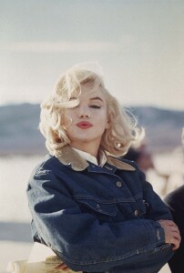 Marilyn Monroe in the Nevada desert during the filming of “The Misfits. USA, 1960 © Eve Arnold / Magnum Photos