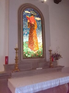 Il Santo Scolaro, mosaico realizzato dagli allievi e da Don Milani nella chiesa di Barbiana