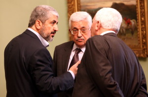 Mazen-Hamas-e-il-negoziatore-Azza-Al-Ahmed.