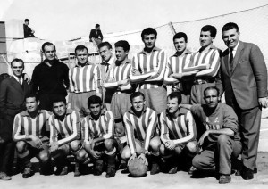 Squadra con il mister Sergio Vergassola, 1961