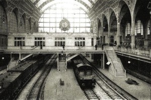 Stazione-di-Parigi-di-fine-Ottocento