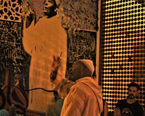 L'Hajj Ahmed Ezzarghani - Cafe Clock, storytelling session - Marrakech (ph. E. Scopelliti).