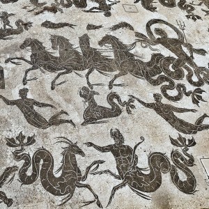 3ostia-antica-terme-mosaico-principale-scena-marina-con-nuotatori