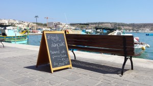 Menù con la “lampuki” a Malta