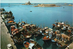 Porto peschereccio di Trapani anni ‘70 (foto propr. Tonino Perrera) 
