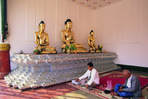 Birmania, Yangon Shwedagon, Pagoda, 1999 (ph, Melo Minnella)