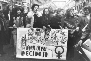 Onore di donne, 1981 (da Paese Sera)