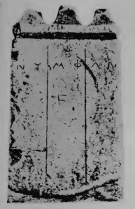Erma arcadica dalle fattezze estremamente semplici rispetto ai modelli più elaborati delle epoche successive. Fonte: M.P. Nilsson, Greek folk-religion, p.143