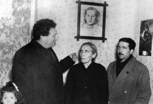 Tricarico, 6 febbraio 1955 Carlo Levi, la madre e il fratello Nicola, in occasione di un convegno