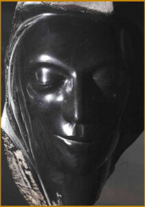 Maschera di ossidiana, Museo di Pau