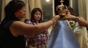Vestizione della Virgen presso la sala parrocchiale della Chiesa di S. Maria degli Angeli, Casali di Mentana (RM), 2019